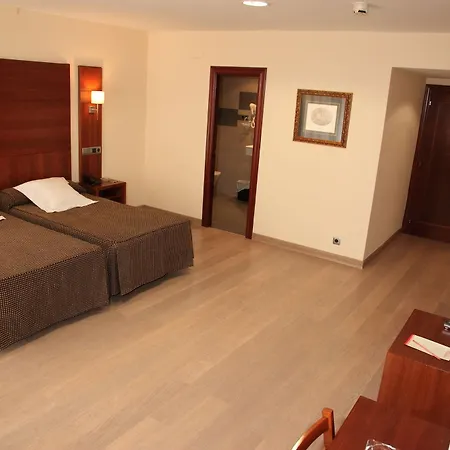 Cesaraugusta 3*