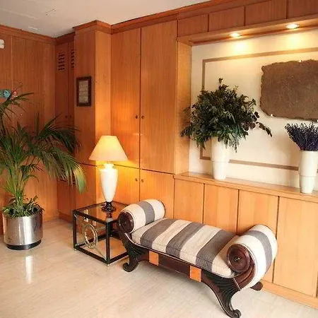 Hotel Cesaraugusta Saragozza
