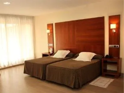 Cesaraugusta 3*