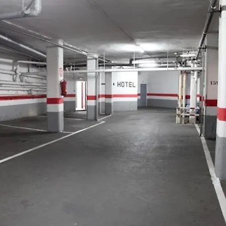 Hotell Cesaraugusta 3*