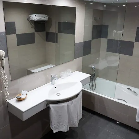 Cesaraugusta Otel Zaragoza