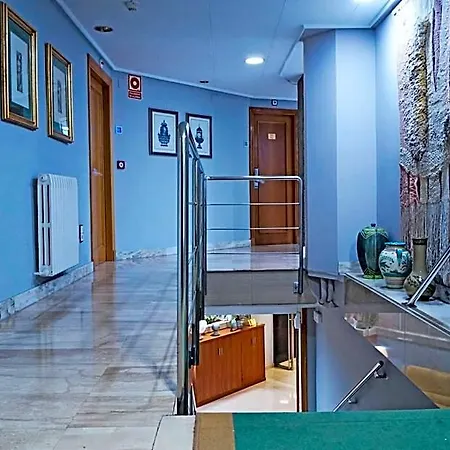 Otel Cesaraugusta 3*