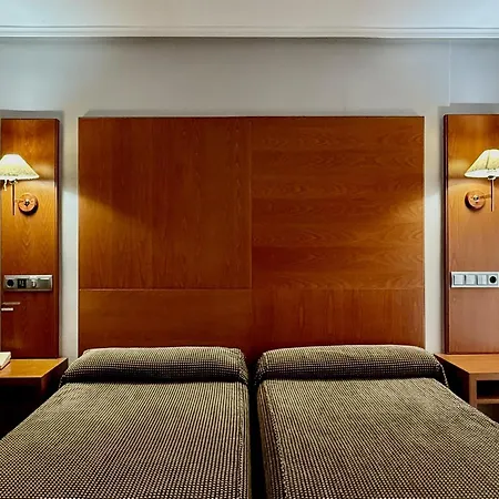 Vtz Cesaraugusta Hotel