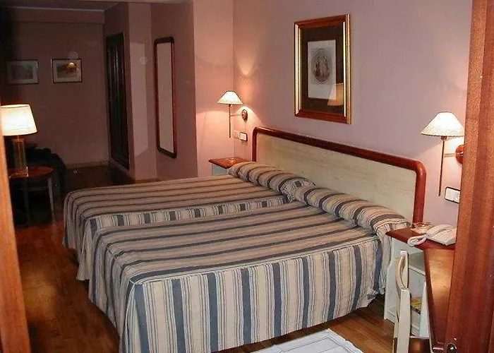 Cesaraugusta Hotel 3*